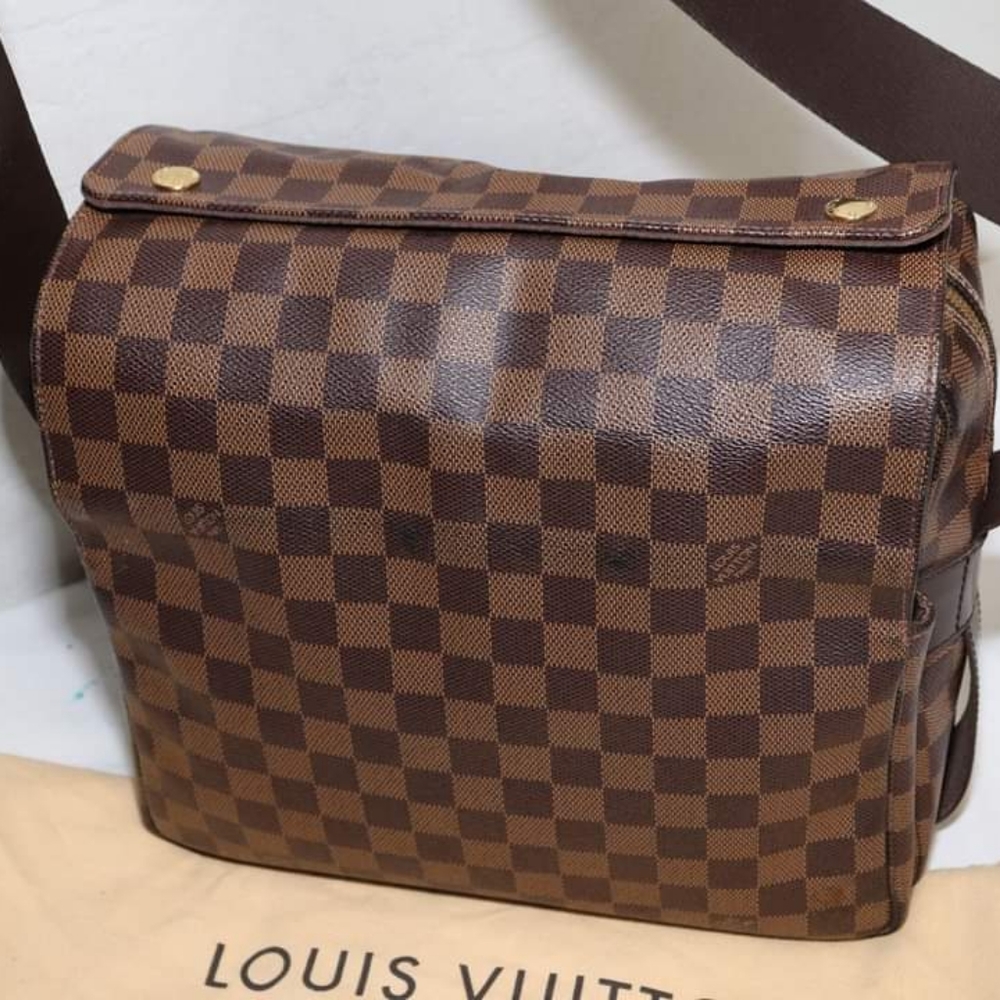 LV Damier Ebene Naviglio Cross body bag